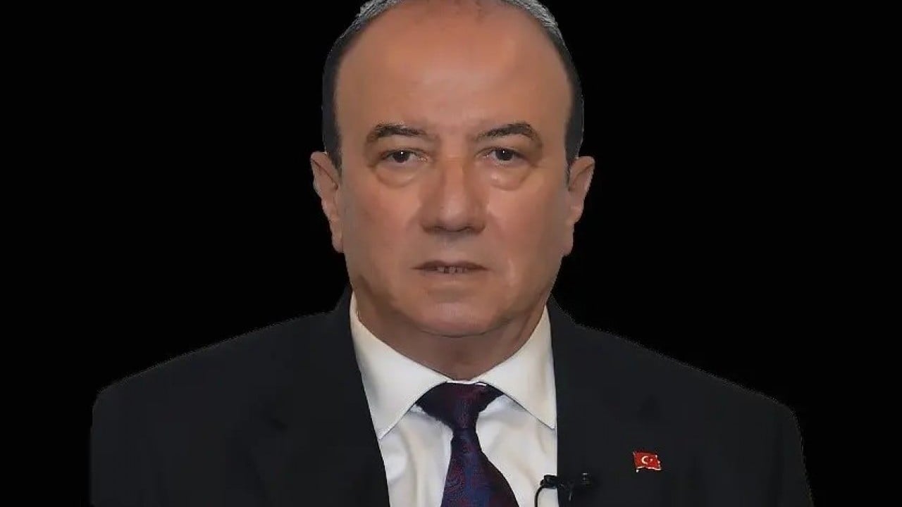 Foto - Aselsan’ın ürettiği yerli telefonun önünü kesen Türk bakın kimmiş: Gizlice engelledi