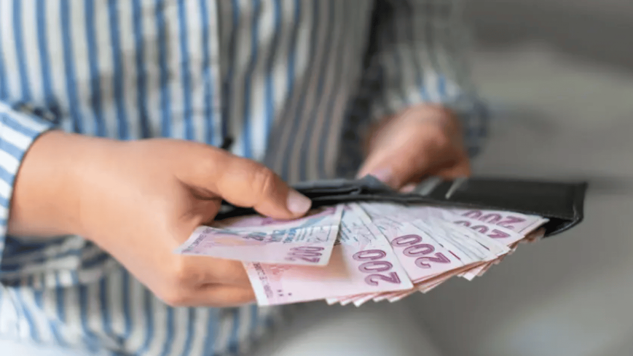 Foto - Asgari ücret 2026 zammı ne kadar olacak, işverene yükü nedir? Yeni asgari ücret maaşı bugün belli olacak mı?