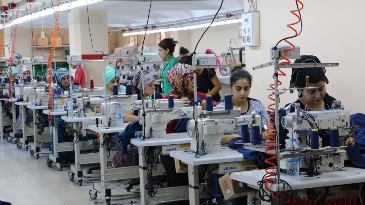 Foto - Asgari ücrete ne kadar zam yapılacak? Ünlü ekonomist masadaki rakamı açıkladı