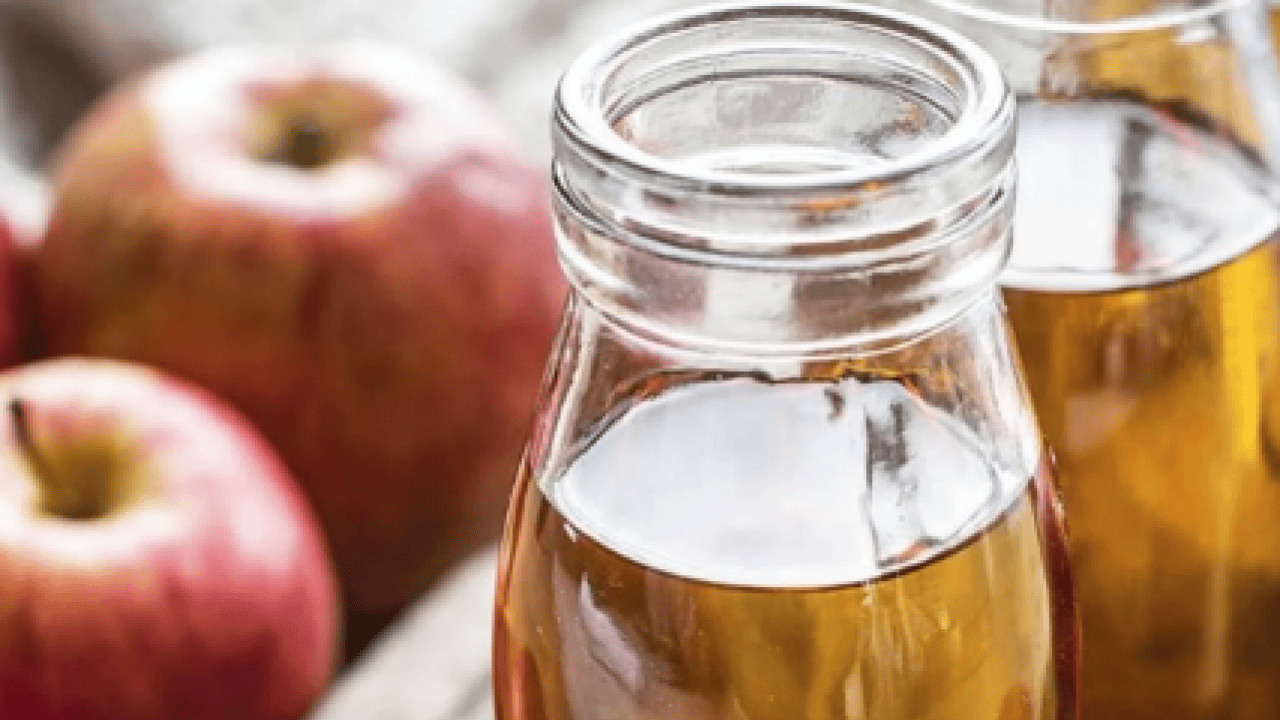 Asidik etkisi peki... Zayıflatırken diş minesini mi tahrip ediyor? İşte o elma sirkesi araştırması