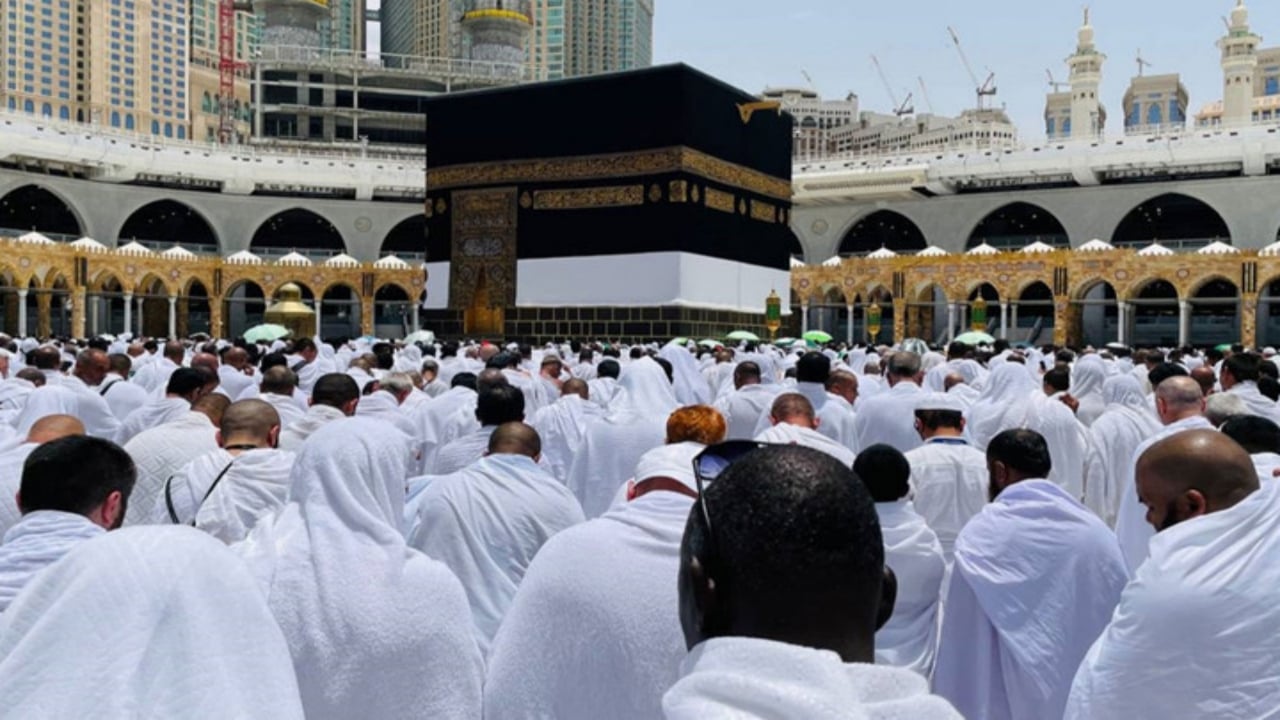 Asırlar öncesine ait fotoğraflar sızdı! İşte Kabe’nin ilk hali