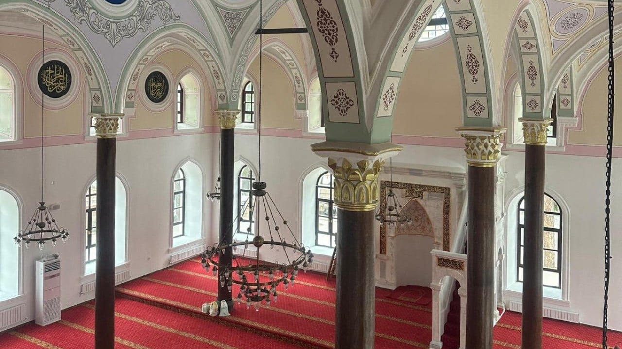 Foto - Asırlık emanetler cemaatiyle buluşuyor: 3 tarihi cami yeniden ibadete açılıyor: Bakan Ersoy paylaştı... 