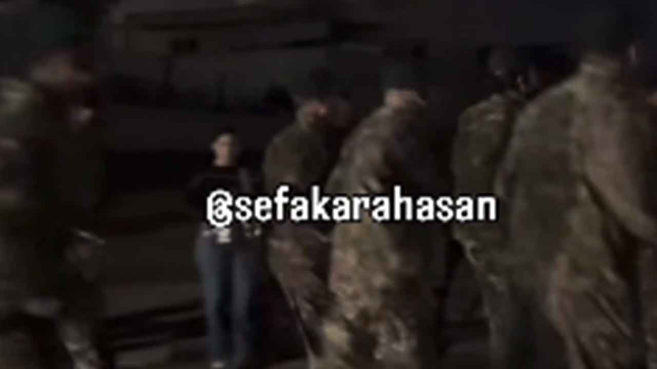 Foto - Askerler yemin edip sokağa indi: Türkiye'den intikam alacağız