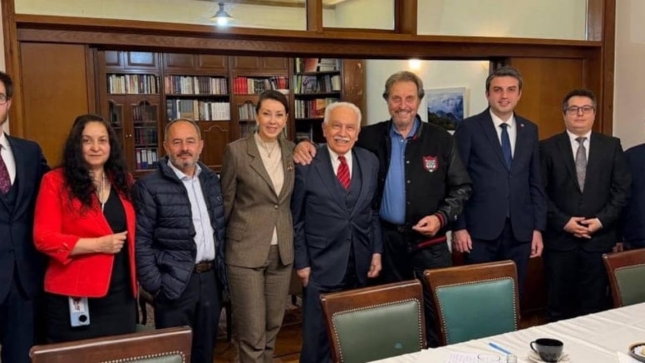 Foto - Asla tahmin edemeyeceğiniz isimler masada! Doğu Perinçek duyurdu: "Türkiye için 4 kritik proje geliyor"
