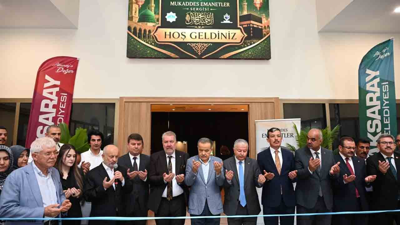 Asr-ı saadet Aksaray'da: Kutsal Emanetler Sergisi’ne yoğun ilgi