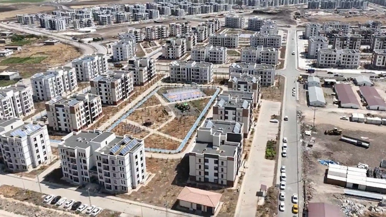 Foto - Asrın felaketine asrın yanıtı! Deprem bölgesinde tamamlanan konut sayısı dudak uçuklattı