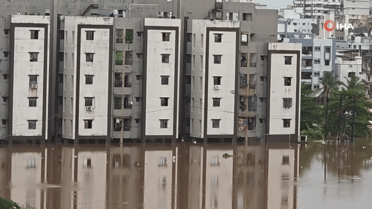 Foto - Asya ülkesini büyük felaket vurdu! Onlarca ölü var