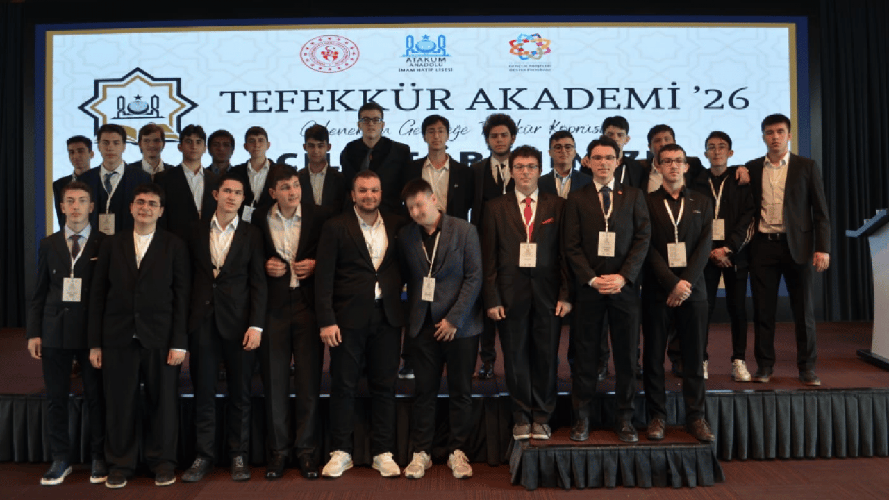 Foto - Atakum’da İslami İlimler Zirvesi: 'Tefekkür Akademi' Büyük Bir Başarıyla Tamamlandı
