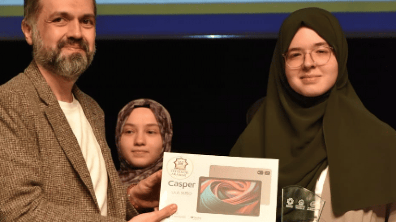 Atakum’da İslami İlimler Zirvesi: 'Tefekkür Akademi' Büyük Bir Başarıyla Tamamlandı