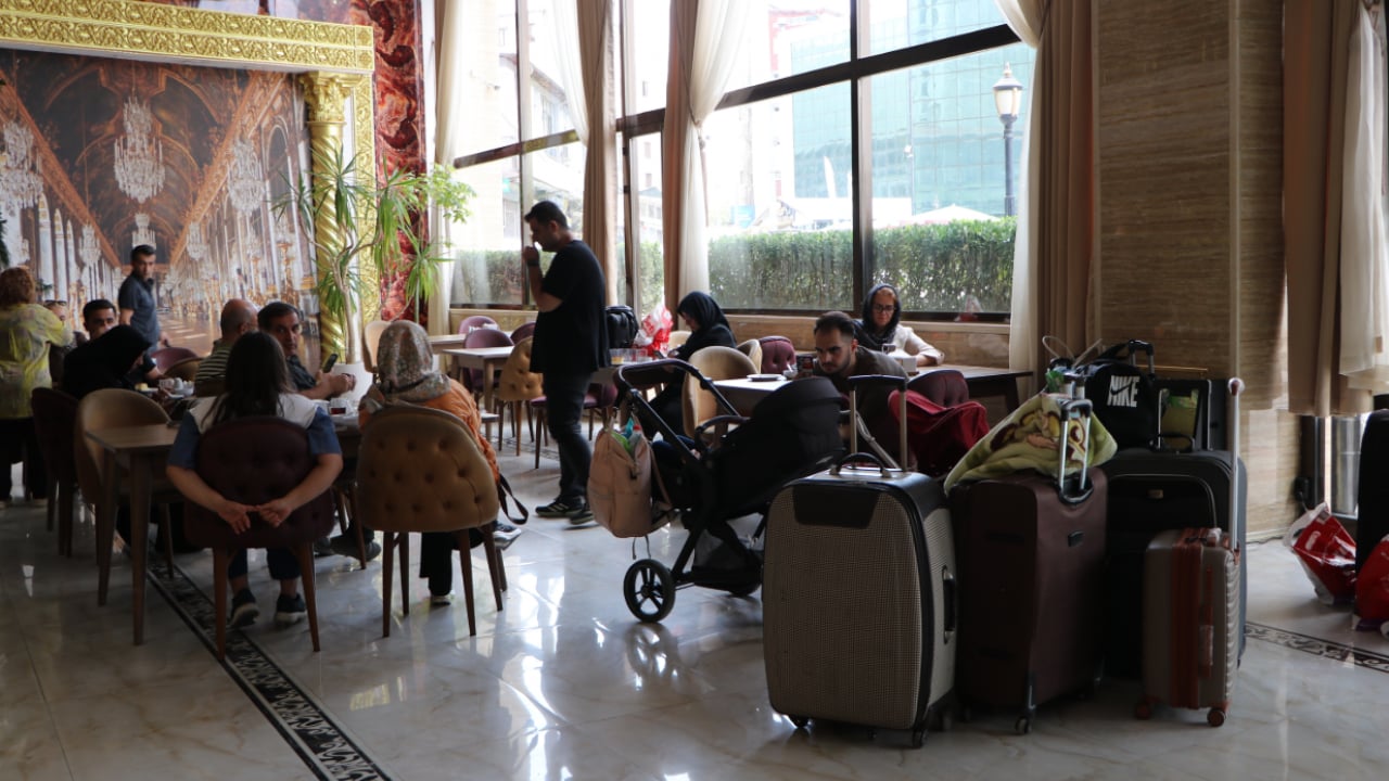 Foto - Ateşkes sonrası bölge hareketlendi! Van'a iranlı turist akını