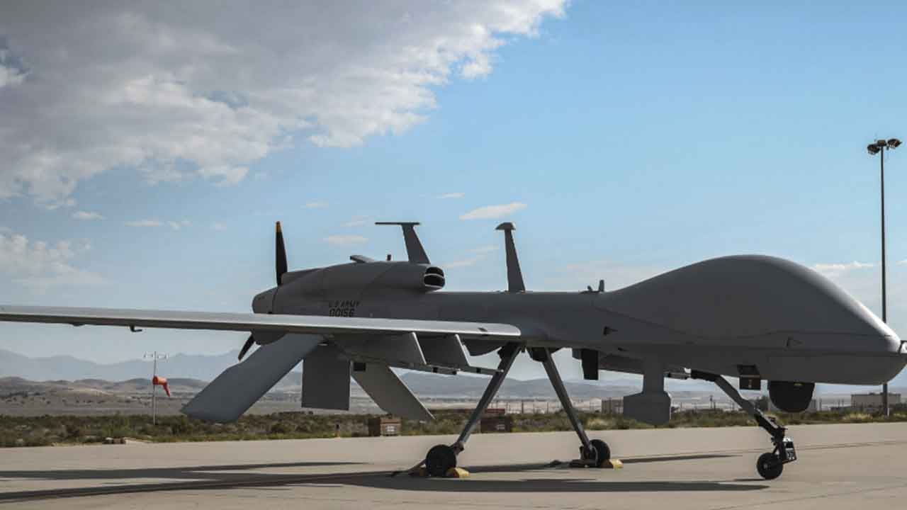 Foto - Atina'nın havalara uçtuğu gelişmeye bakın: İşine yaramayan emekli ettikleri İHA'ları Yunanistan'a teklif ettiler