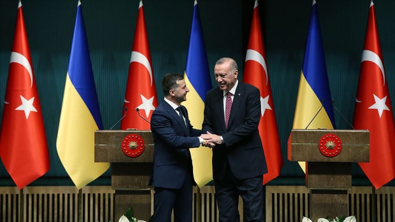 Foto - Atina’ya soğuk duş! Yunanistan’ı kapıdan çevirip "Tek ortağımız Türkiye" dediler