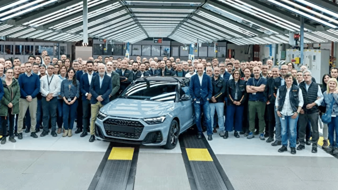 Foto - Audi’den flaş karar: En ucuz 2 modeli kaldırdı! Yerine yeni otomobil üretiyor