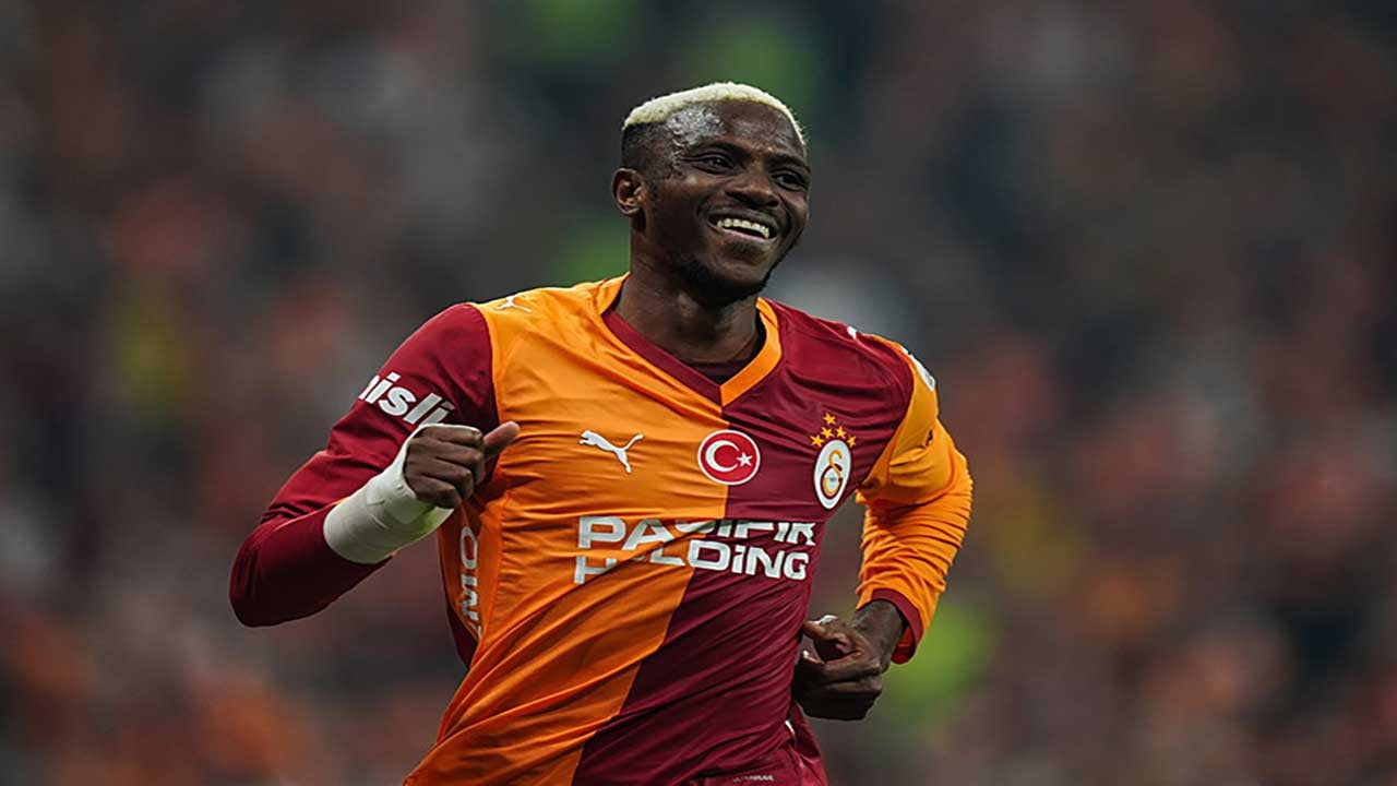Foto - Avrupa devinden Victor Osimhen için 100 milyon euroluk çılgın teklif! Galatasaray kapıyı 150 milyondan açtı!