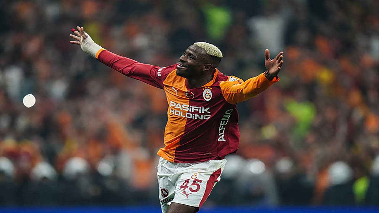Foto - Avrupa devinden Victor Osimhen için 100 milyon euroluk çılgın teklif! Galatasaray kapıyı 150 milyondan açtı!