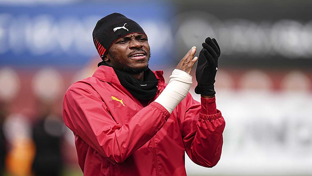 Foto - Avrupa devinden Victor Osimhen için 100 milyon euroluk çılgın teklif! Galatasaray kapıyı 150 milyondan açtı!