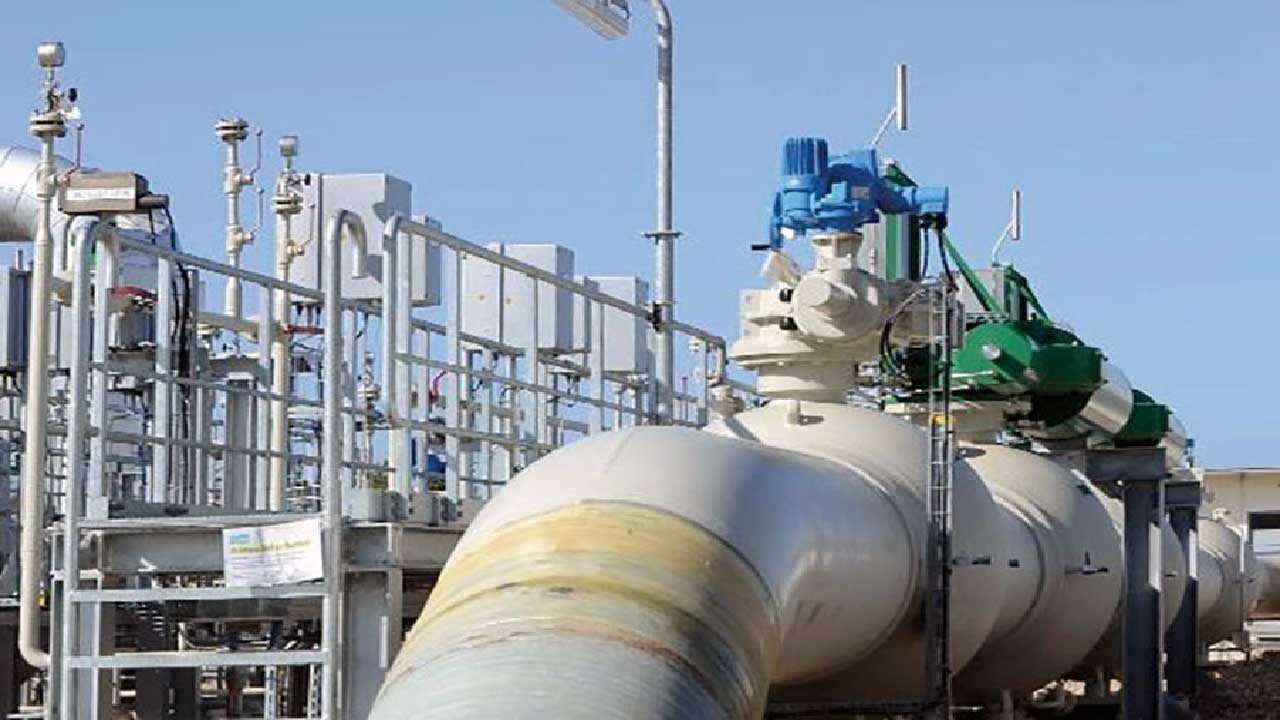 Foto - Avrupa Hâlâ Rusya'nın Savaş Makinesini Besliyor! Atıp tutmaları göstermelik mi?