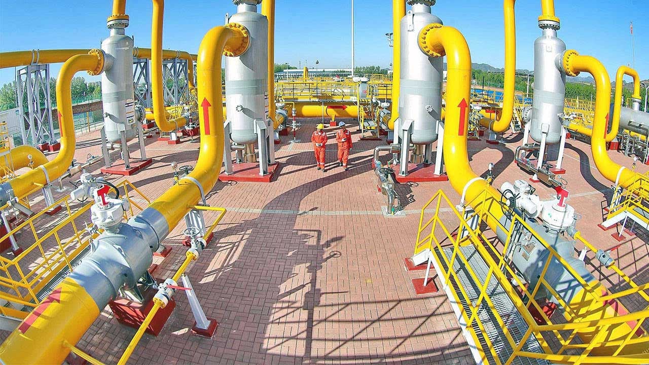 Foto - Avrupa Hâlâ Rusya'nın Savaş Makinesini Besliyor! Atıp tutmaları göstermelik mi?