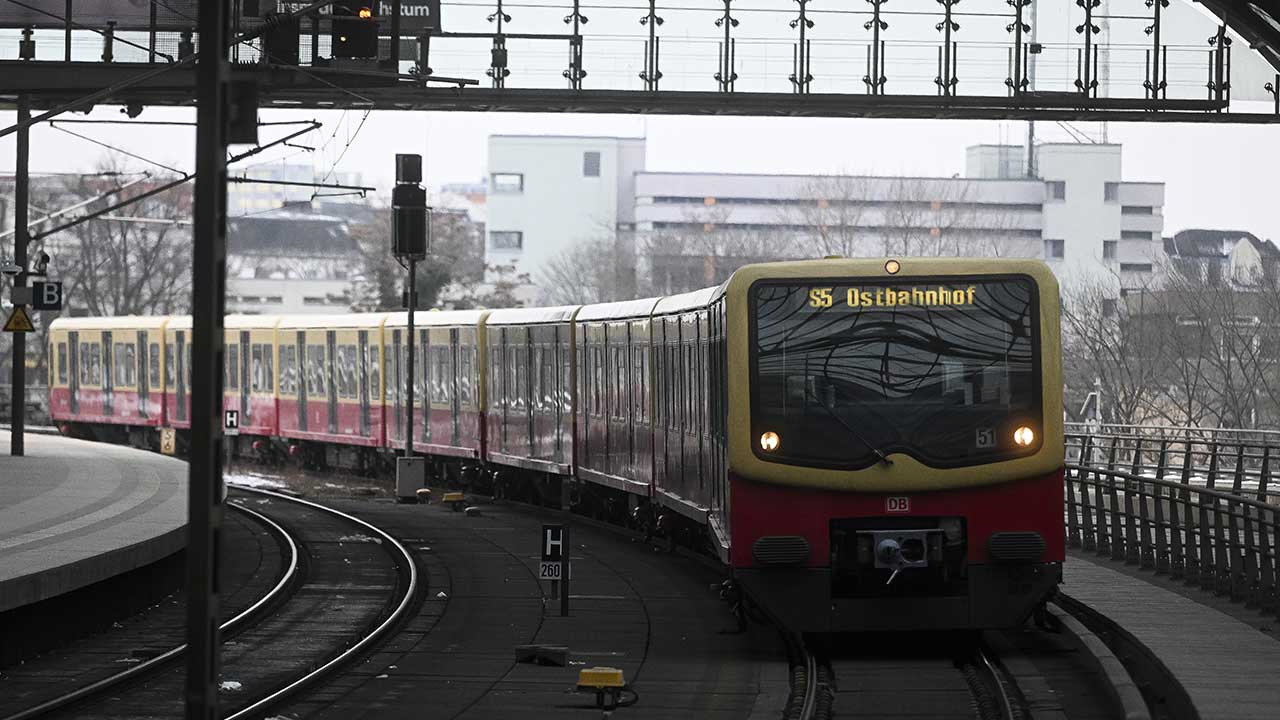 Foto - Avrupa hayali kuranlara duyurulur! Almanya'da hayat durma noktasına geldi