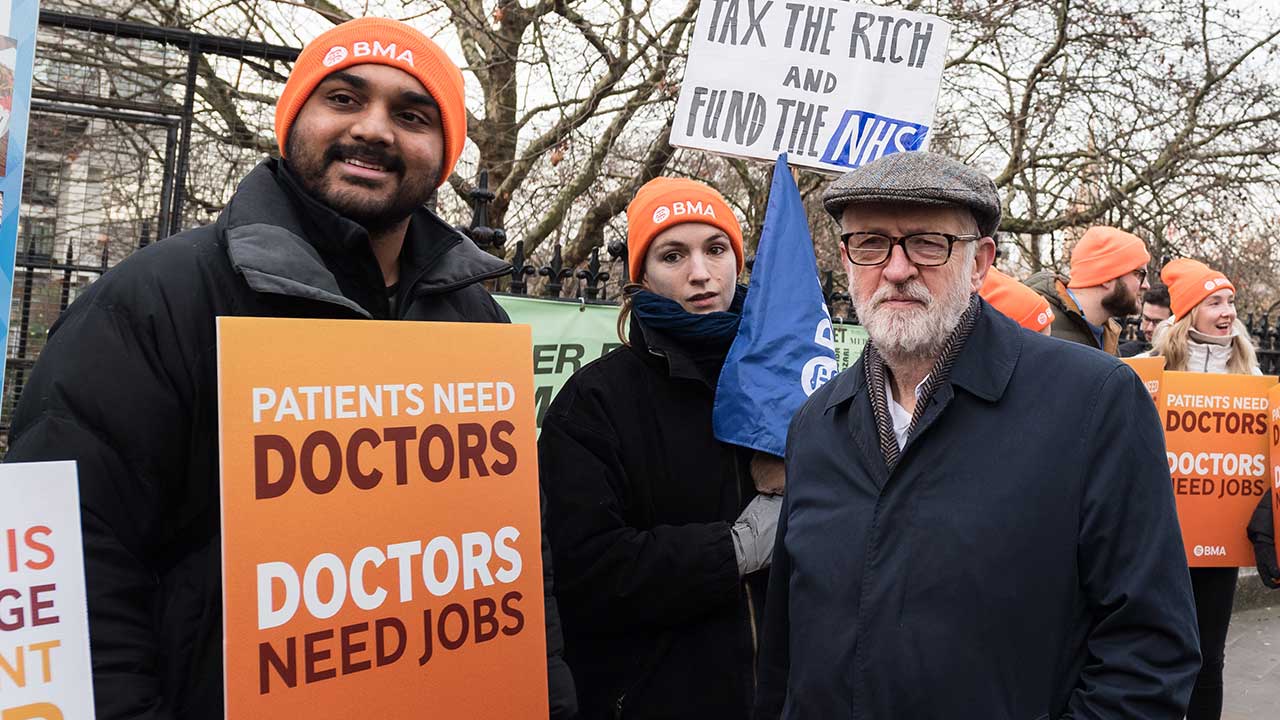 Foto - Avrupa hayali kuranlara duyurulur! İngiliz hastanelerinde grev krizi