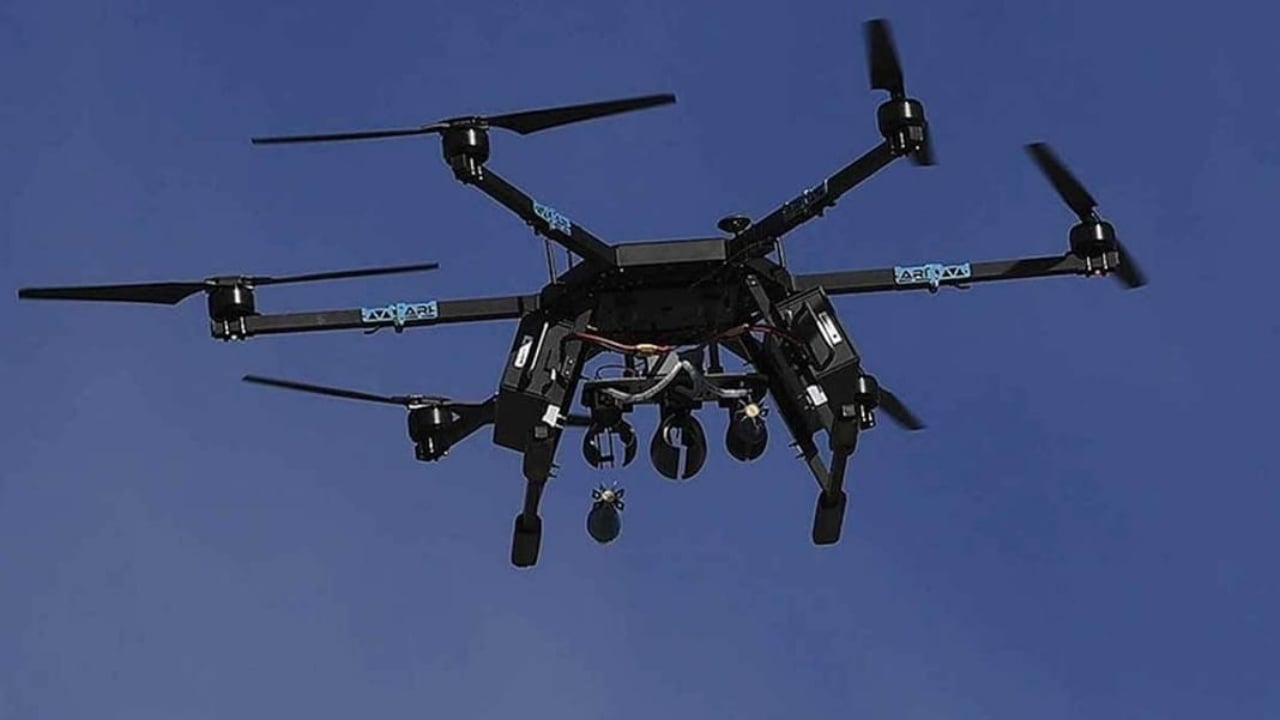 Avrupa ülkesi alarmda! Gizemli drone’lar NATO’nun askeri üssünü hedef aldı