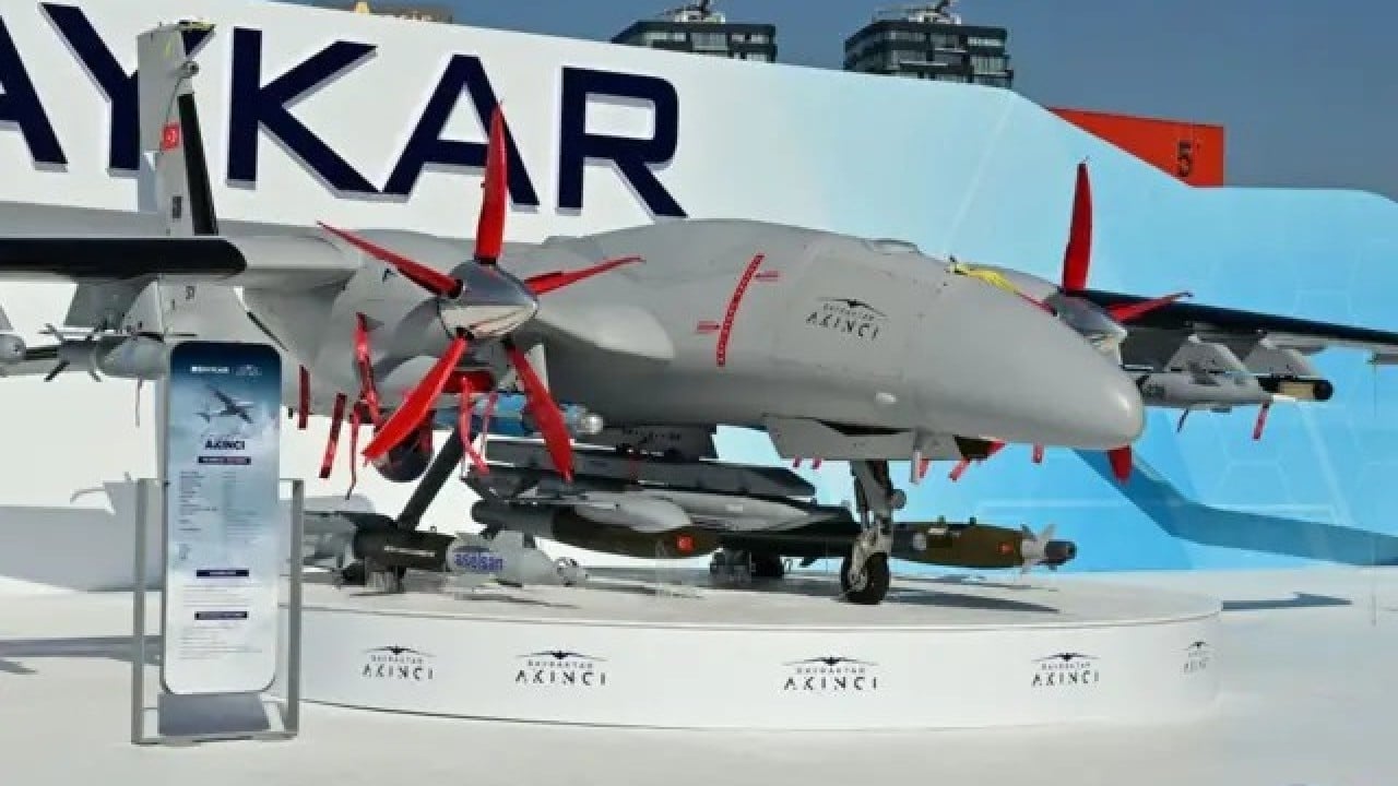 Foto - Avrupa ülkesi gündem olacak gelişmeyi duyurdu: Bayraktar Kızılelma'yı üreteceğiz