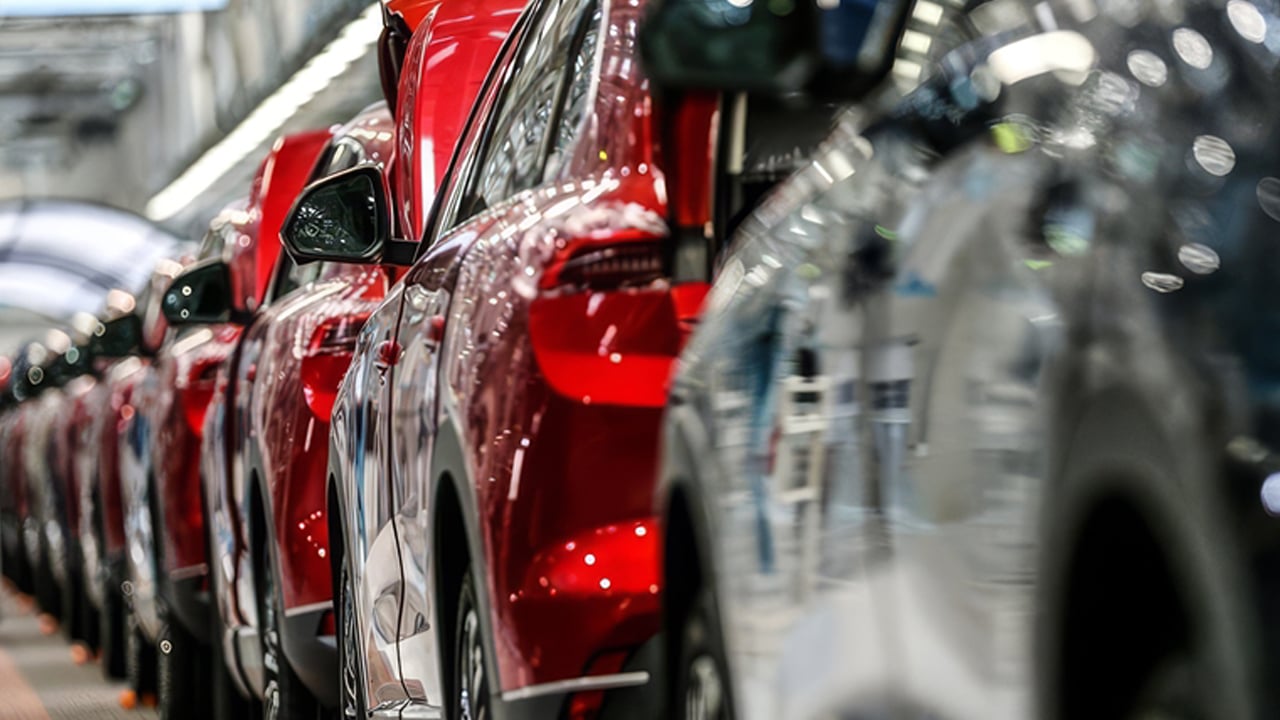 Foto - Avrupa yavaşladı Türkiye hâlâ kilit oyuncu! Otomotivde 7.7 milyar dolarlık açık yeni yatırımları zorunlu kılıyor!