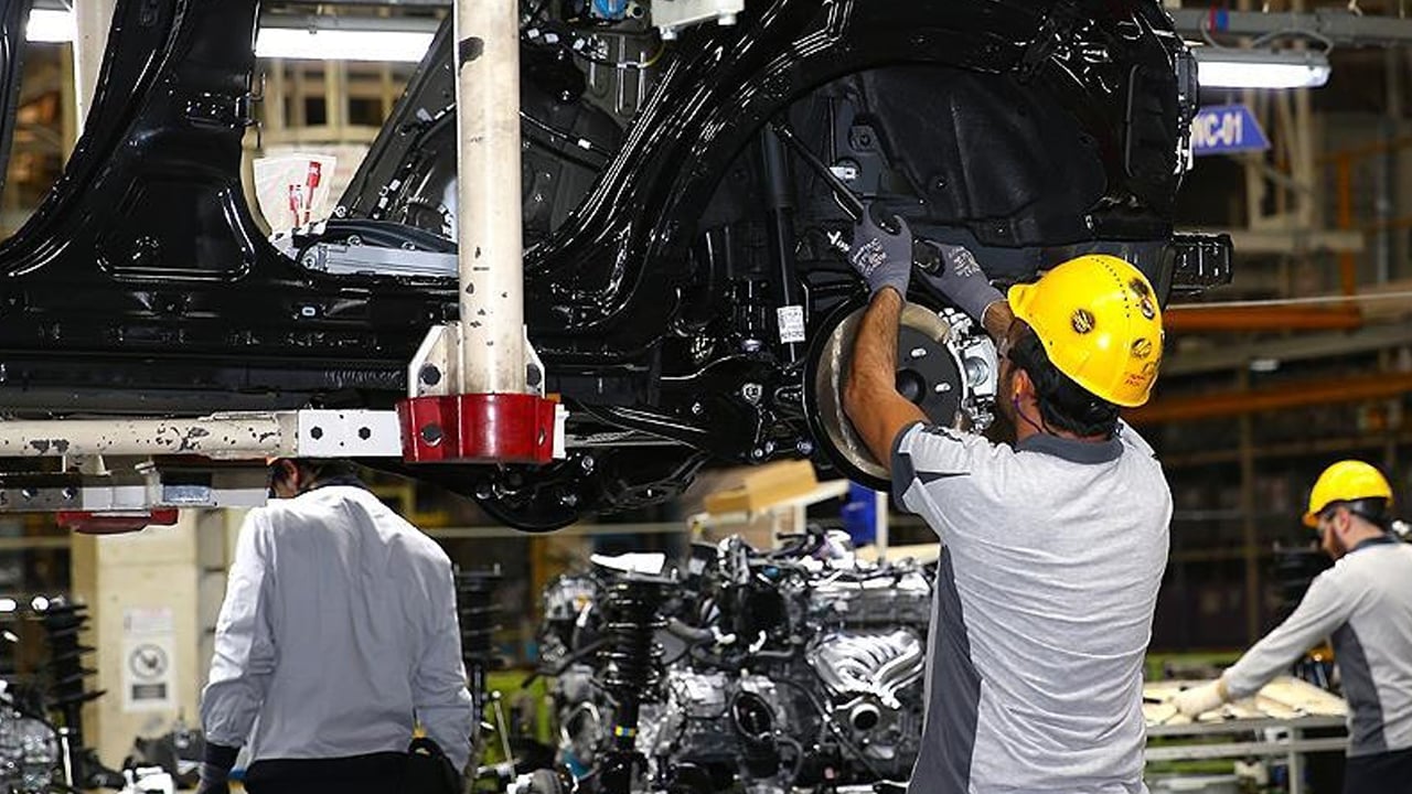 Foto - Avrupa yavaşladı Türkiye hâlâ kilit oyuncu! Otomotivde 7.7 milyar dolarlık açık yeni yatırımları zorunlu kılıyor!