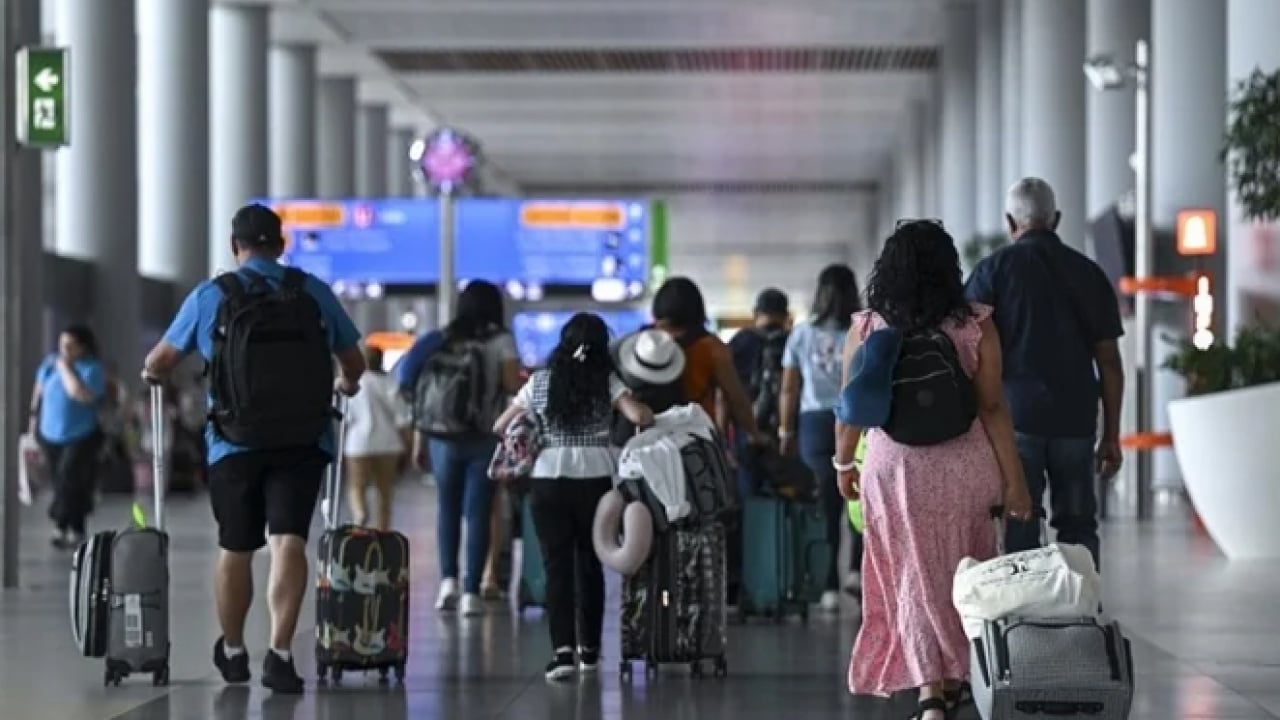 Avrupa’da 13 yıl sonra gelen çözüm: Uçağı rötar yapanın cebi bayram edecek!