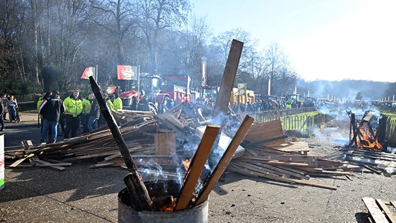 Foto - Avrupa’da binlerce çiftçi Strazburg'da toplandı Çiftçinin öfkesi dinmiyor
