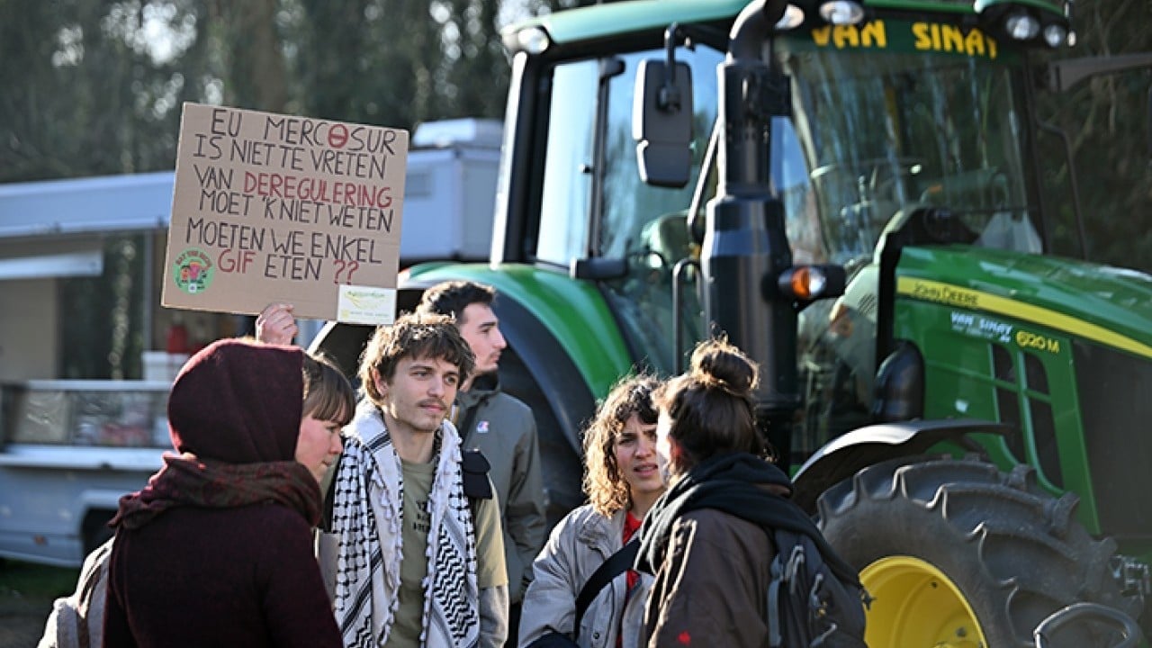 Foto - Avrupa’da binlerce çiftçi Strazburg'da toplandı Çiftçinin öfkesi dinmiyor