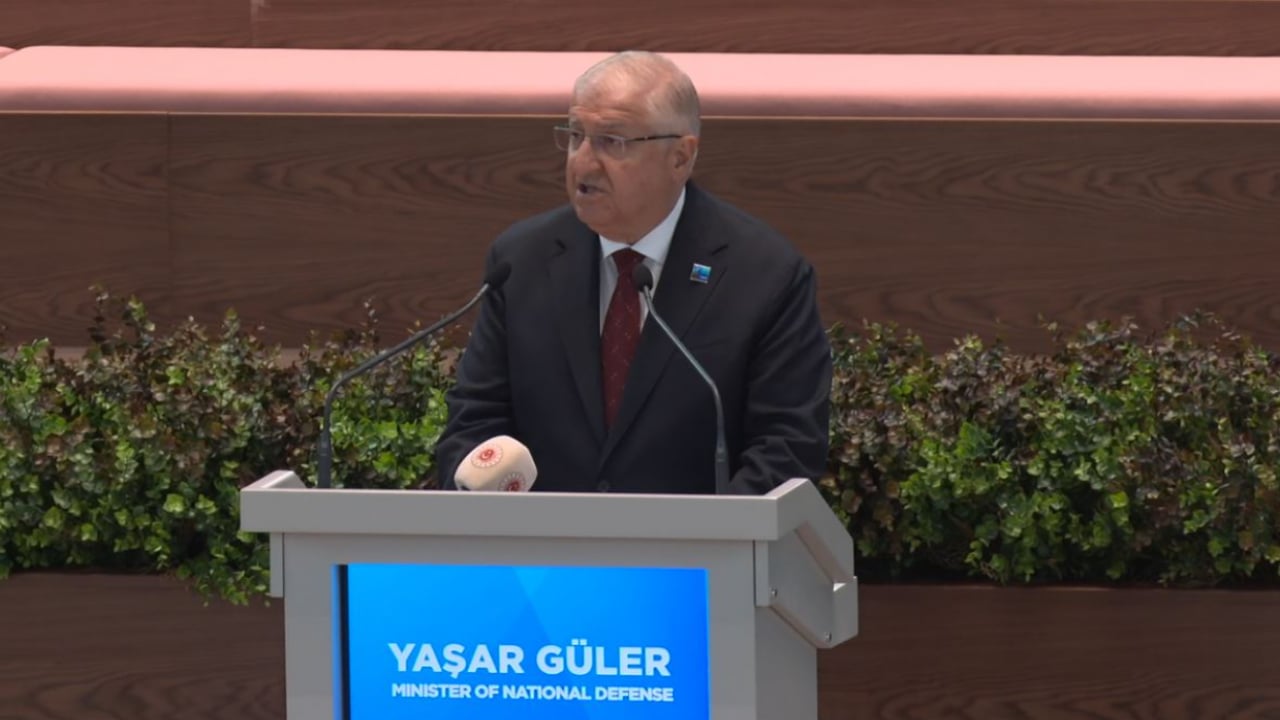 Foto - Ay yıldız müşterek karargahında bir ilk! Bayrağımızdan esinlendi!