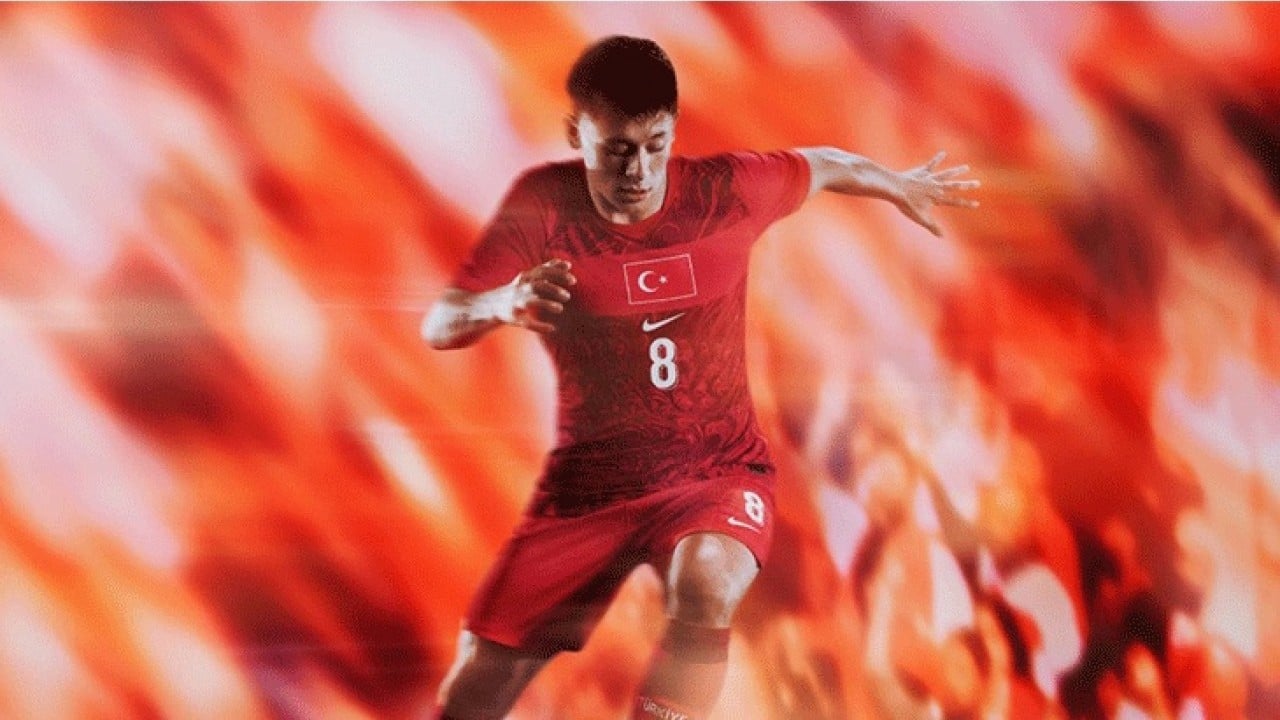 Foto - Ay-Yıldızlı formaya hücum: Milli forma yok satıyor