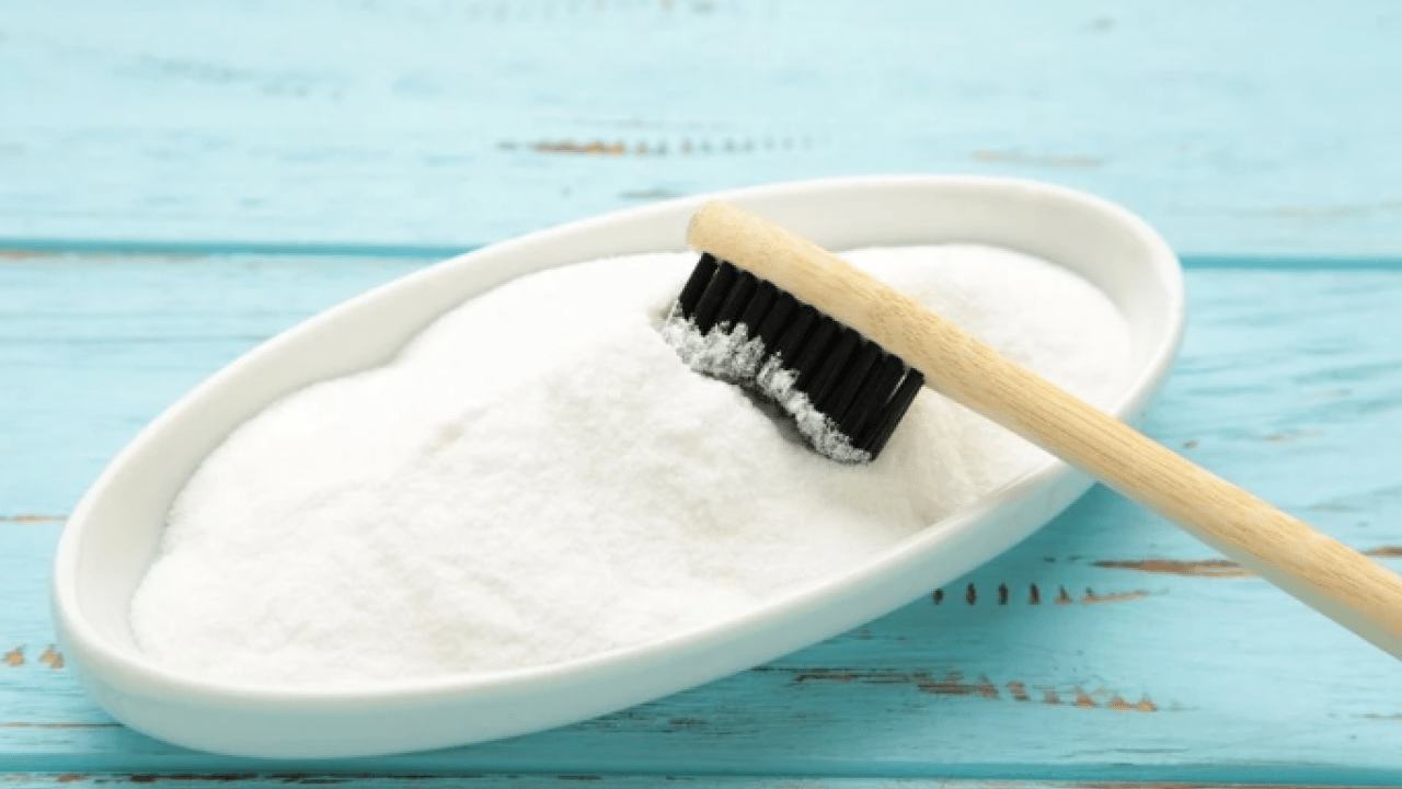 Foto - Ayakkabılarınızı saklamaya gerek yok! Ayak kokusunu gideren doğal yöntem