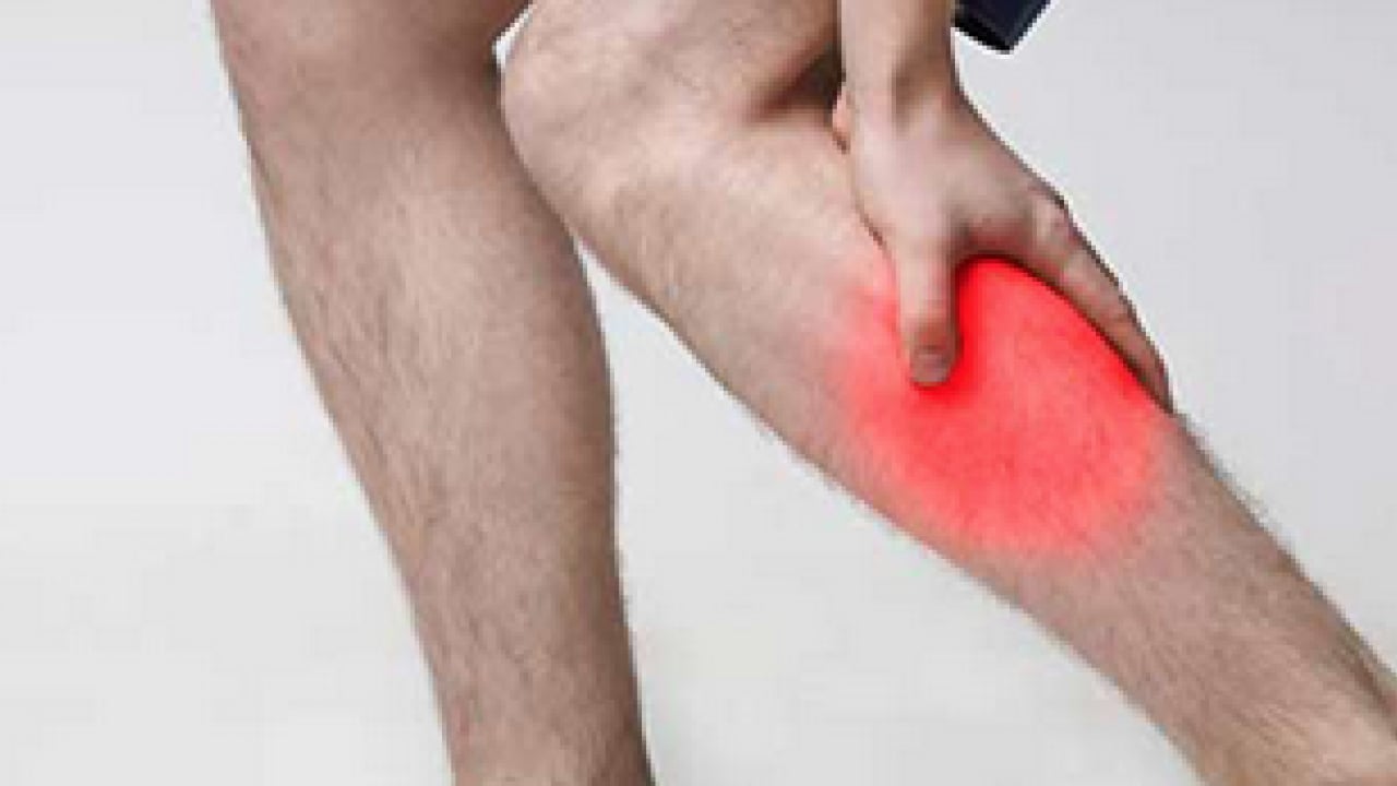 Ayaklarınız iflas etmesin aman dikkat! Hekimden lipödem işareti olabilir açıklaması...