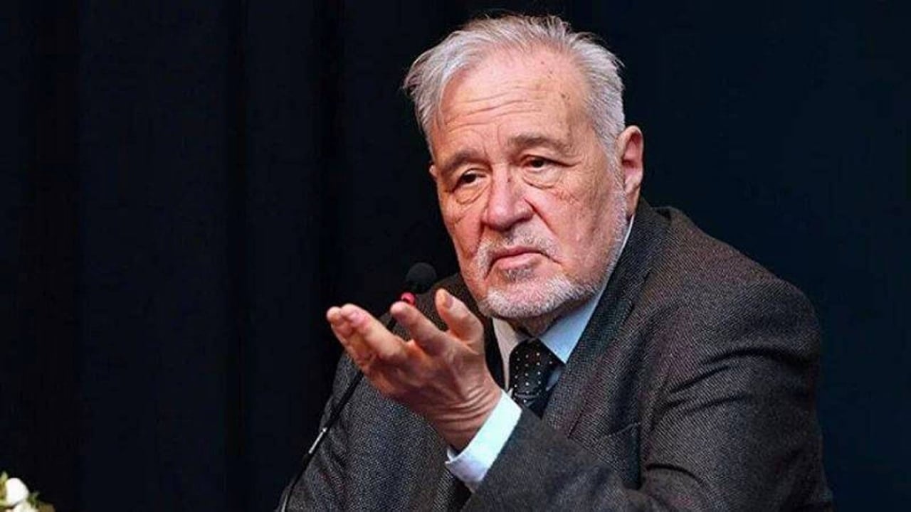 Foto - Ayasofya Camii’ndeki görüntü, İlber Ortaylı’yı çılgına çevirdi! Çok sert tepki gösterdi 