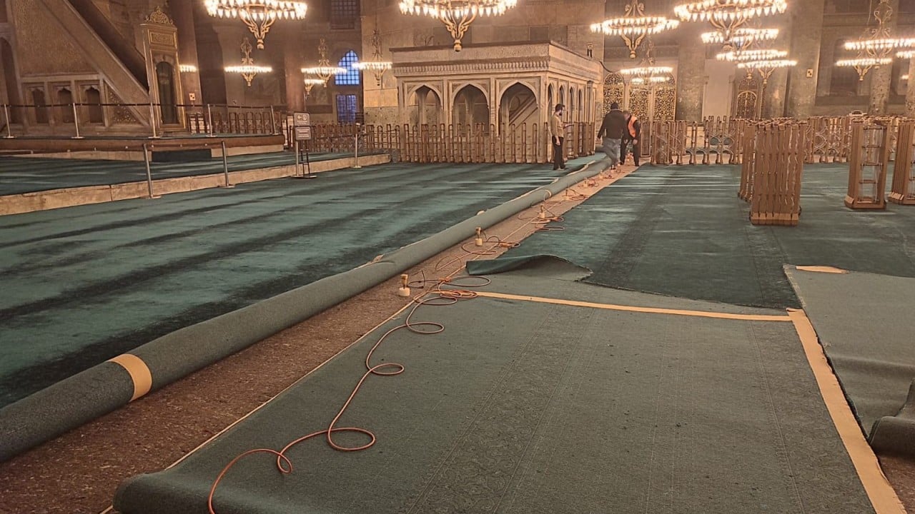 Foto - "Ayasofya Camii'ne kamyon sokuldu" haberlerine anında yalanlama geldi! 