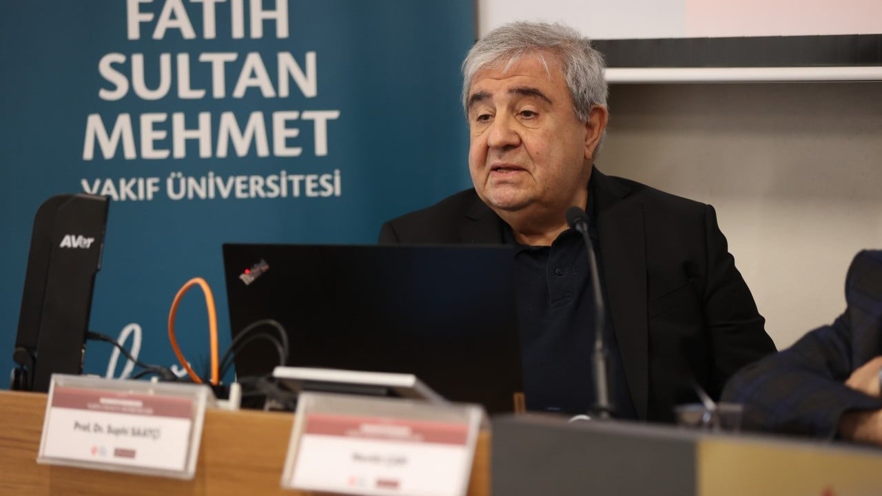 Foto - Ayasofya Medresesinde 'Fatih Sultan Mehmet Han Vakıfları ve Sahn-ı Seman Medreseleri' Paneli