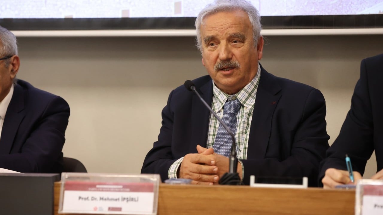 Foto - Ayasofya Medresesinde 'Fatih Sultan Mehmet Han Vakıfları ve Sahn-ı Seman Medreseleri' Paneli