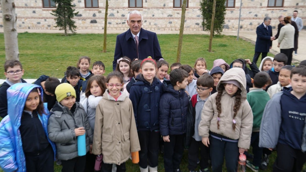 Foto - Ayasofya'nın hattatı 'Kazasker Mustafa İzzet Efendi'ye büyük vefa...
