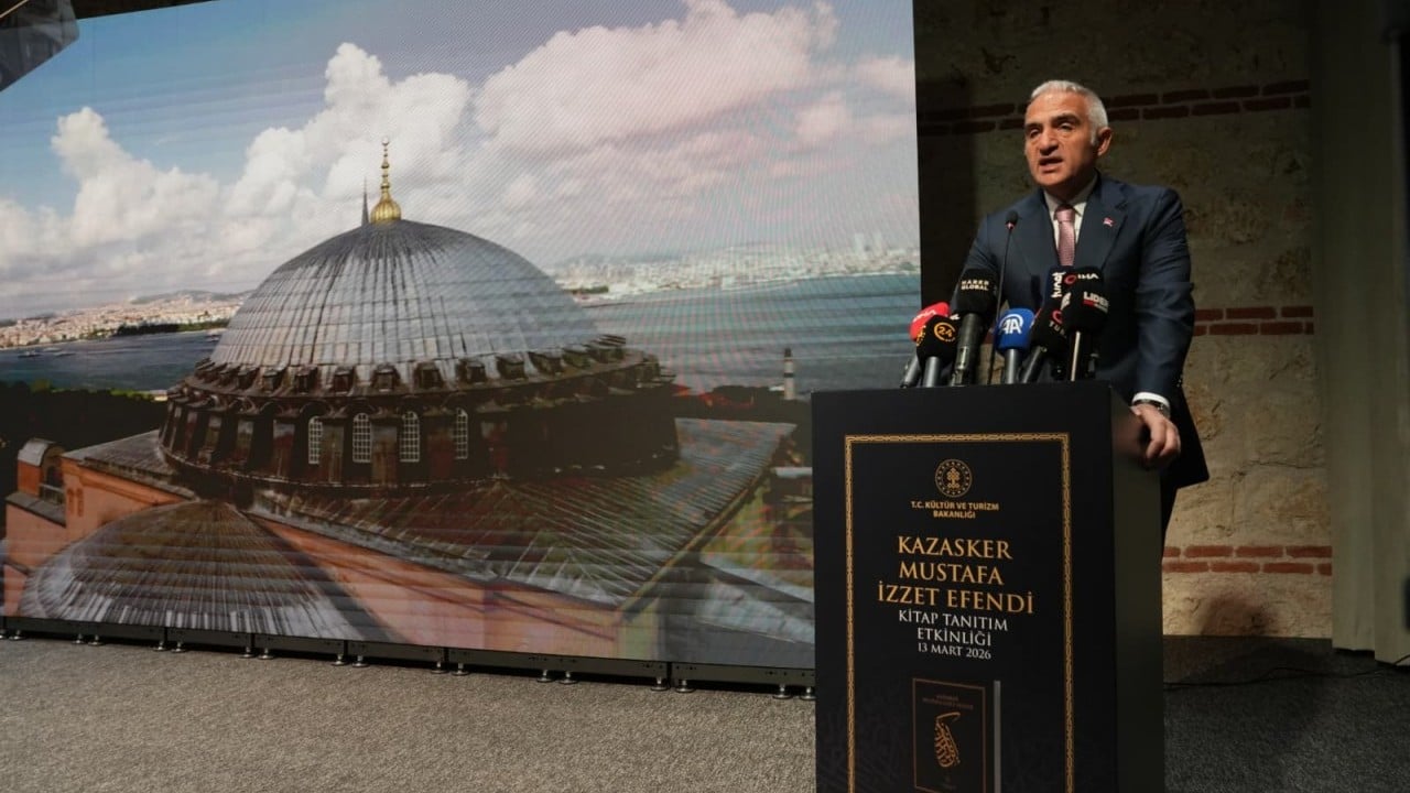 Foto - Ayasofya'nın hattatı 'Kazasker Mustafa İzzet Efendi'ye büyük vefa...