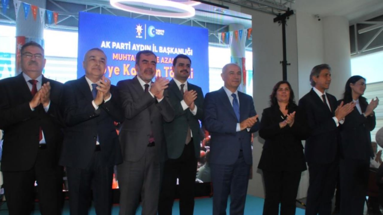 Foto - Aydın’da AK Parti rüzgarı: 1010 kişiye rozet takıldı