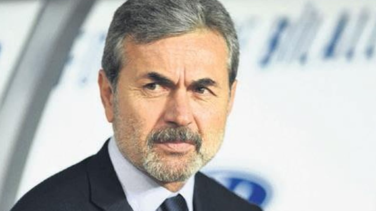 Foto - Tabloyu gören kabul etmiyor... Aykut Kocaman’ı işaret etti: Yeni sezon planlaması cevabı
