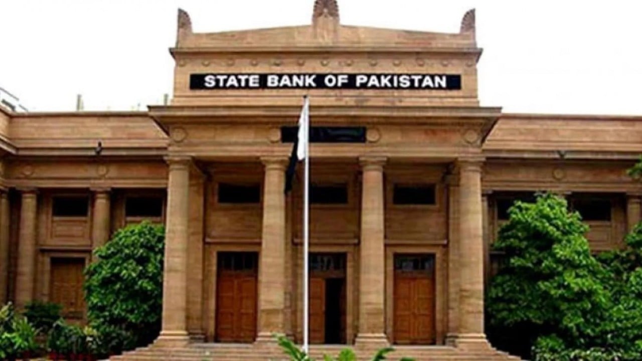 Foto - 'Aylara, yıllara yayalım' teklifi reddedildi: Pakistan 3,45 milyar dolarlık borcunu ödedi