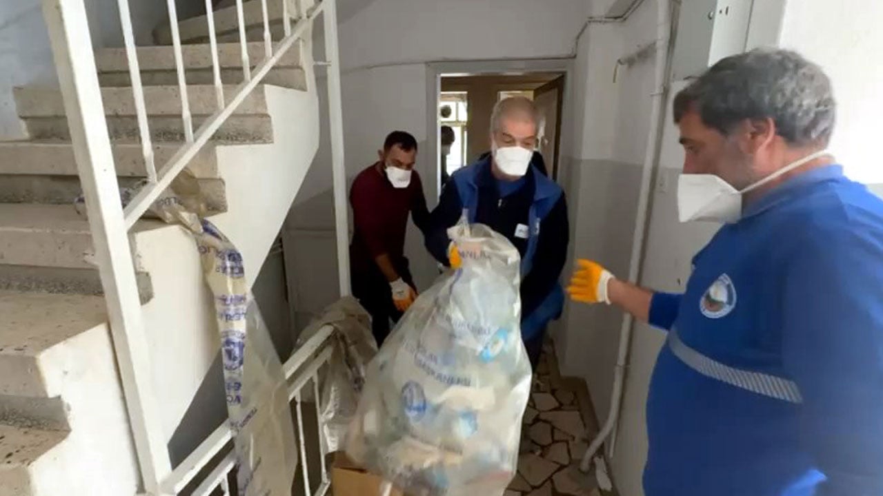 Foto - Aynı kabus geri döndü! 4 yıl sonra yine çöp eve döndü