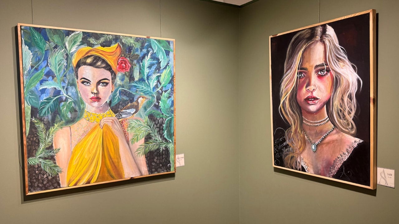 Foto - Ayşenur Şaylan'ın ‘Örtüşen İzler’ sergisi sanatseverlerle buluştu