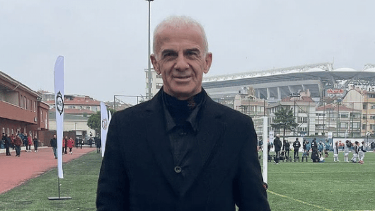 Foto - Aziz Yıldırım, Sakarya'da Fenerbahçe'nin yeni futbol aklını açıkladı...