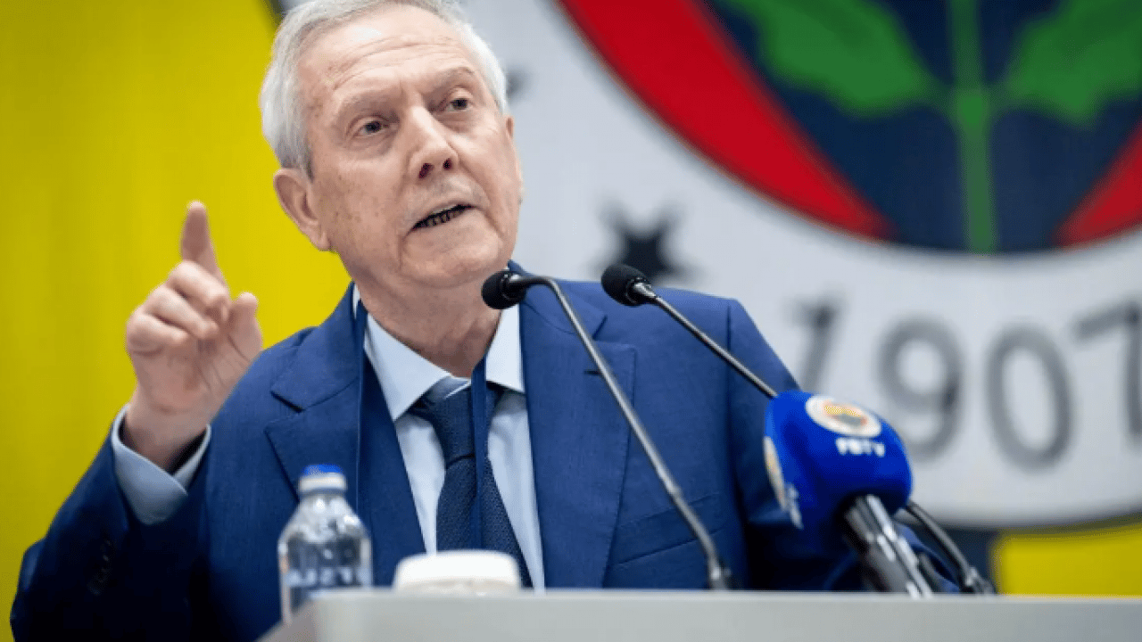Foto - Aziz Yıldırım'dan Hakan Safi'ye çarpıcı uyarı! UEFA küme düşürür!