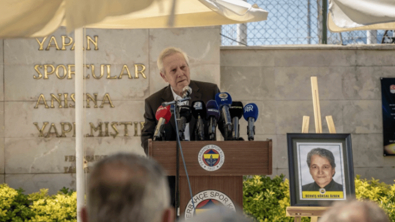Foto - Aziz Yıldırım'ı derinden etkileyen vefat: Cenazede duygusal anlar yaşadı