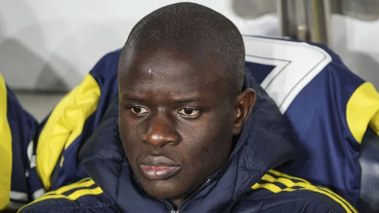 Foto - Aziz Yıldırım’ın Kante kararı belli oldu! Sosyal medya bu gelişmeyle çalkalanıyor